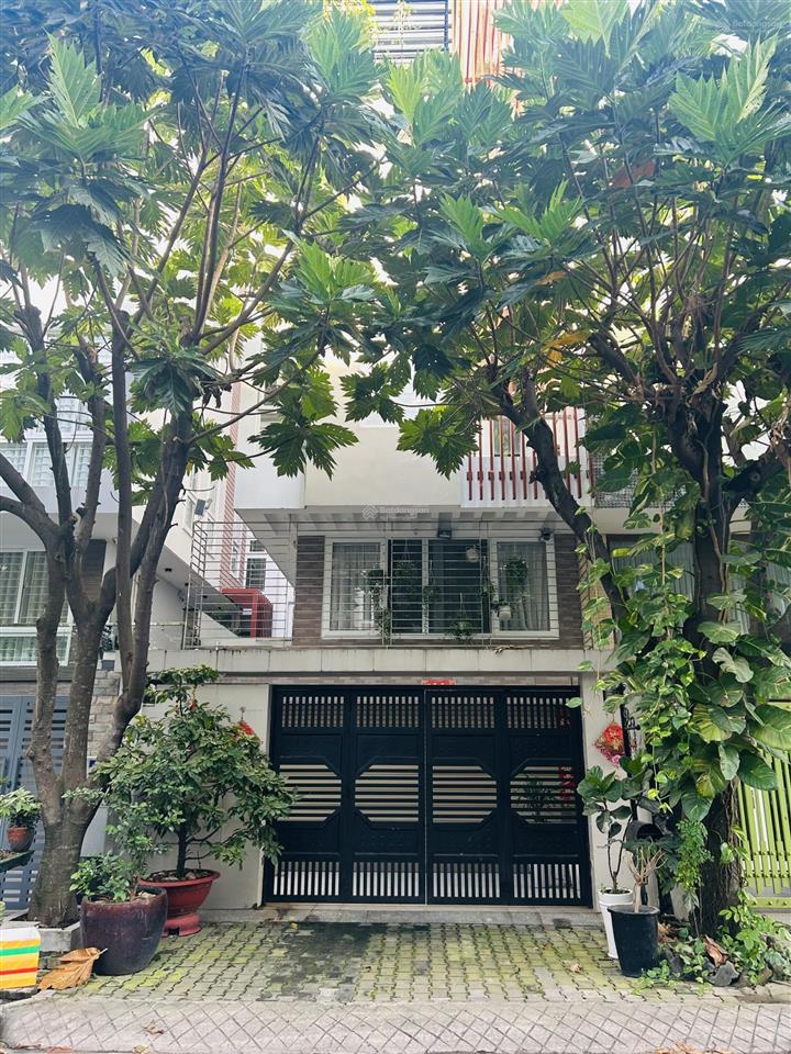 Cập nhật tháng 12, giá tốt nhất phú mỹ vạn phát hưng. diện tích 126m2  giá 18,5 tỷ.  0986 766 ***