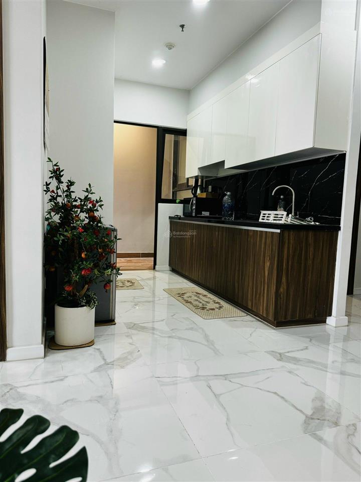 Bán gấp 2pn ~ 85m2 opal boulevard hướng đông nam, tặng nội thất