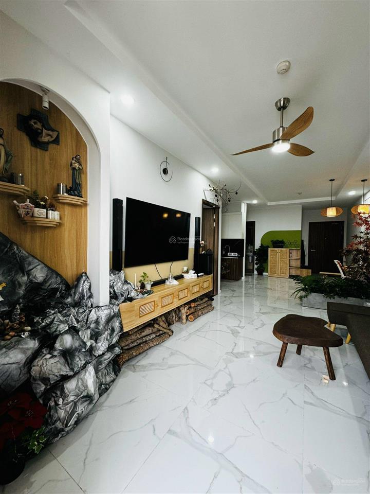 Bán gấp 2pn ~ 85m2 opal boulevard hướng đông nam, tặng nội thất