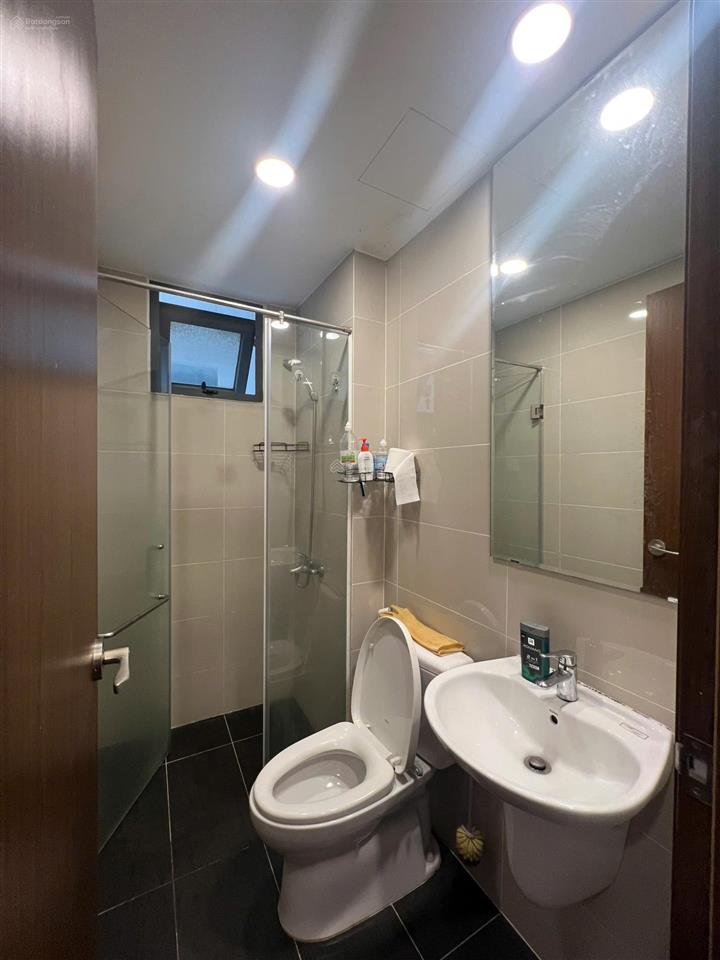 Căn góc phú đông premier 70m2 giá 3,35 tỷ sổ sẵn, hướng tây nam.  0933 520 ***