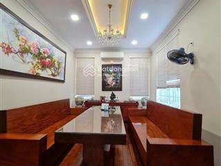 Bán biệt thự ngay đinh tiên hoàng, quận 1  dt 12,5m x 19m, dtcn 239m²  4 tầng  giá 130 tỷ tl
