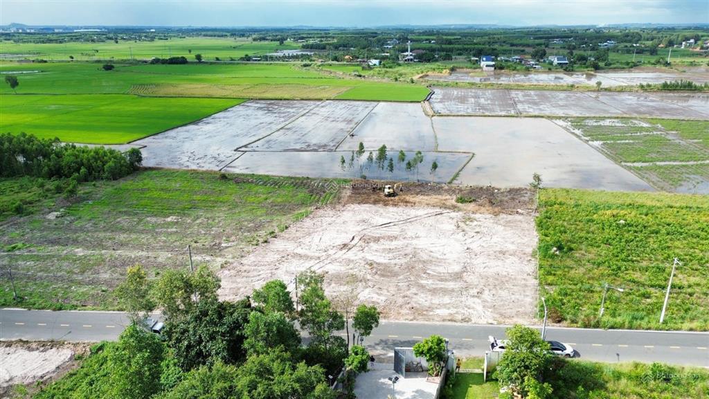 Đất đẹp sát dự án sân bay lộc an hồ tràm sân golf