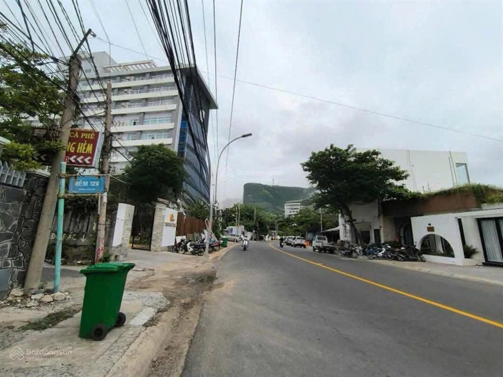 Bán đất trần phú cách biển 100m, tp vũng tàu, dt 467m2, 230m thổ cư