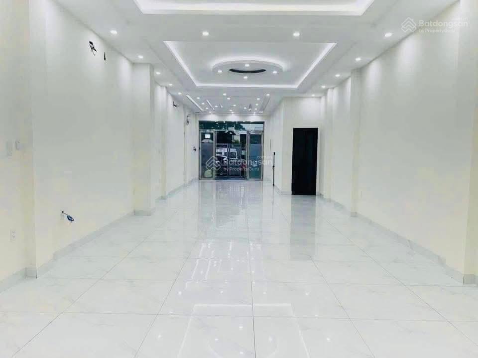 Cho thuê nhà mặt tiền phố kinh doanh thời trang lê duẩn ngang 9m