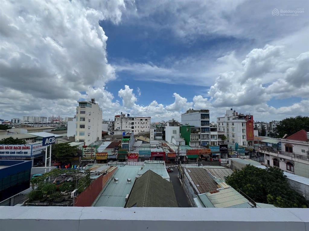 2 mặt tiền tân sơn  tân bình ngay nhà ga t3, view sân bay  sân golf tân sơn nhất. ngang hiếm 5,4m