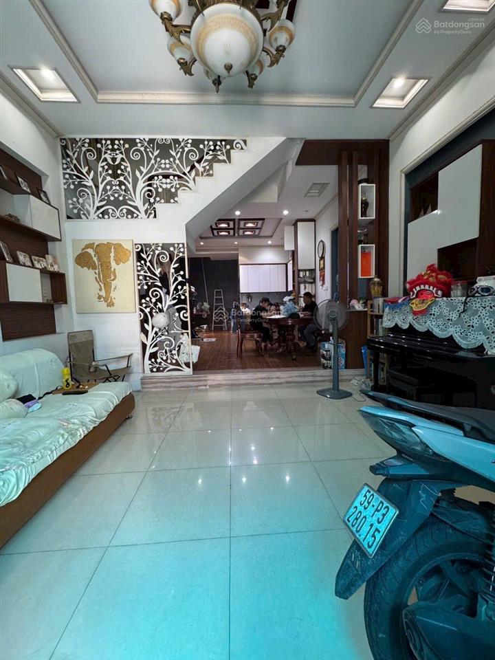2 mặt tiền tân sơn  tân bình ngay nhà ga t3, view sân bay  sân golf tân sơn nhất. ngang hiếm 5,4m