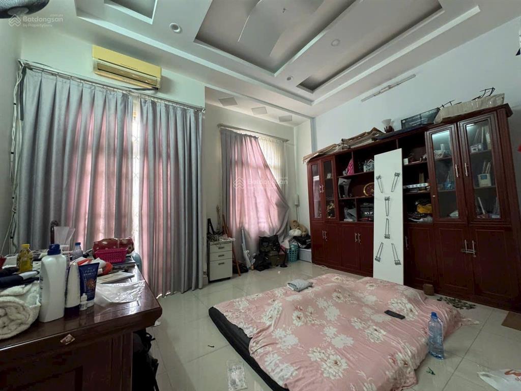 2 mặt tiền tân sơn  tân bình ngay nhà ga t3, view sân bay  sân golf tân sơn nhất. ngang hiếm 5,4m