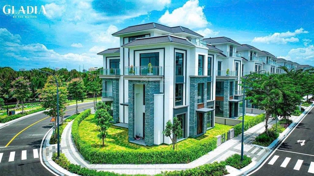 Hiếm có căn nhà phố liên kế vườn gladia khang điền quận 2, 1 trệt 3 lầu chỉ 29 tỷ. sổ hồng riêng