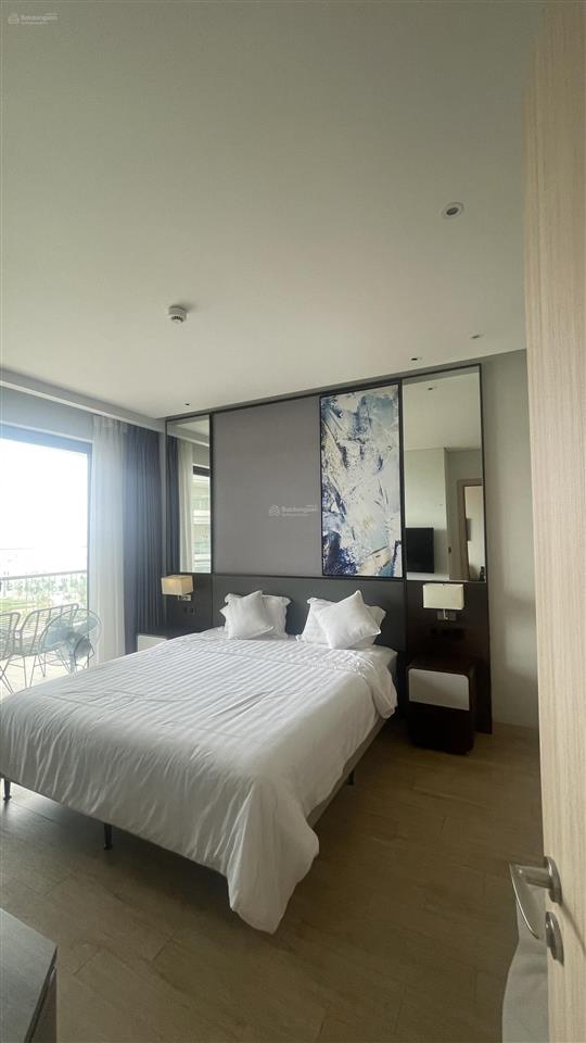 1pn view biển đã có sổ ,full nội thất giá chỉ 3.5 tỷ view trực điên biển