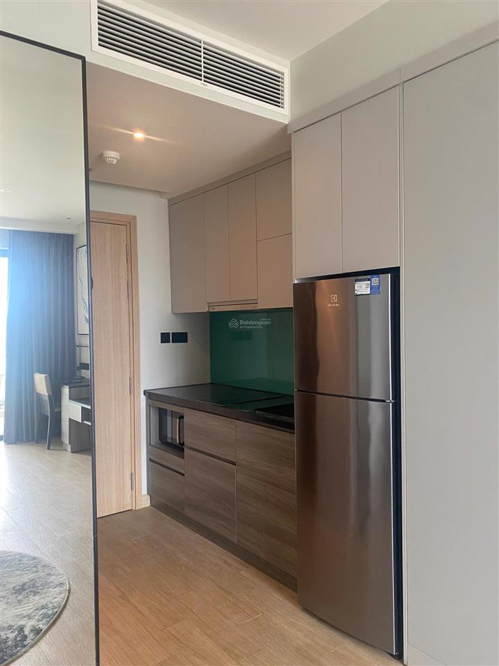 Rẻ quá! chỉ 1.8 tỷ full nội thất, ban công rộng, view hồ thoáng nhất tòa a tầng trung full nội thất
