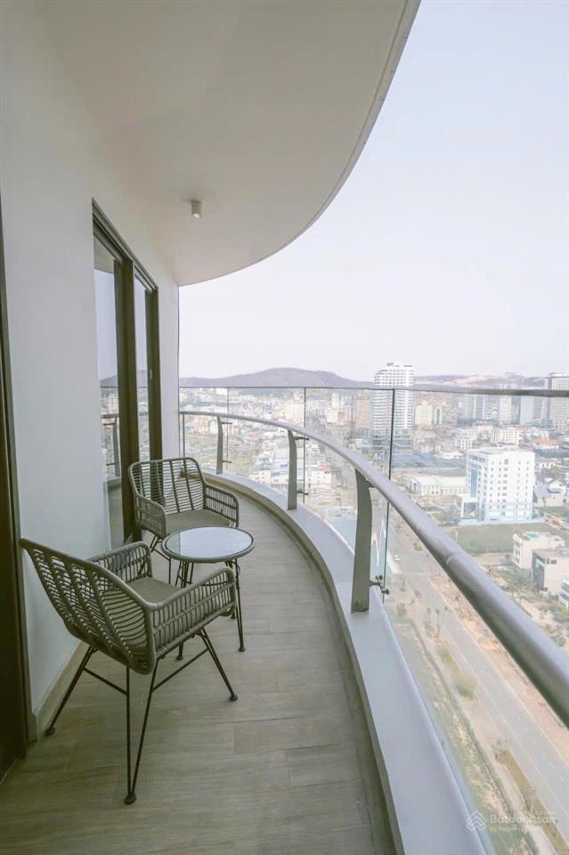 Chỉ hơn 2 tỷ view biển căn 1pn nhỏ tầng trung, ban công lớn full nội thất về ở ngay, giá có sổ