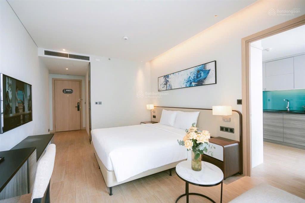 Chỉ hơn 2 tỷ view biển căn 1pn nhỏ tầng trung, ban công lớn full nội thất về ở ngay, giá có sổ