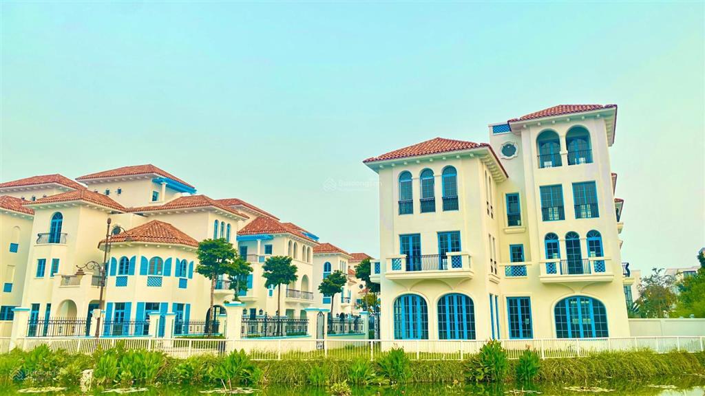 Duy nhất căn biệt thự đơn lập sun grand city feria, 100 tr/m2 gần biển ,sát phố ,kề hồ vị trí đẹp