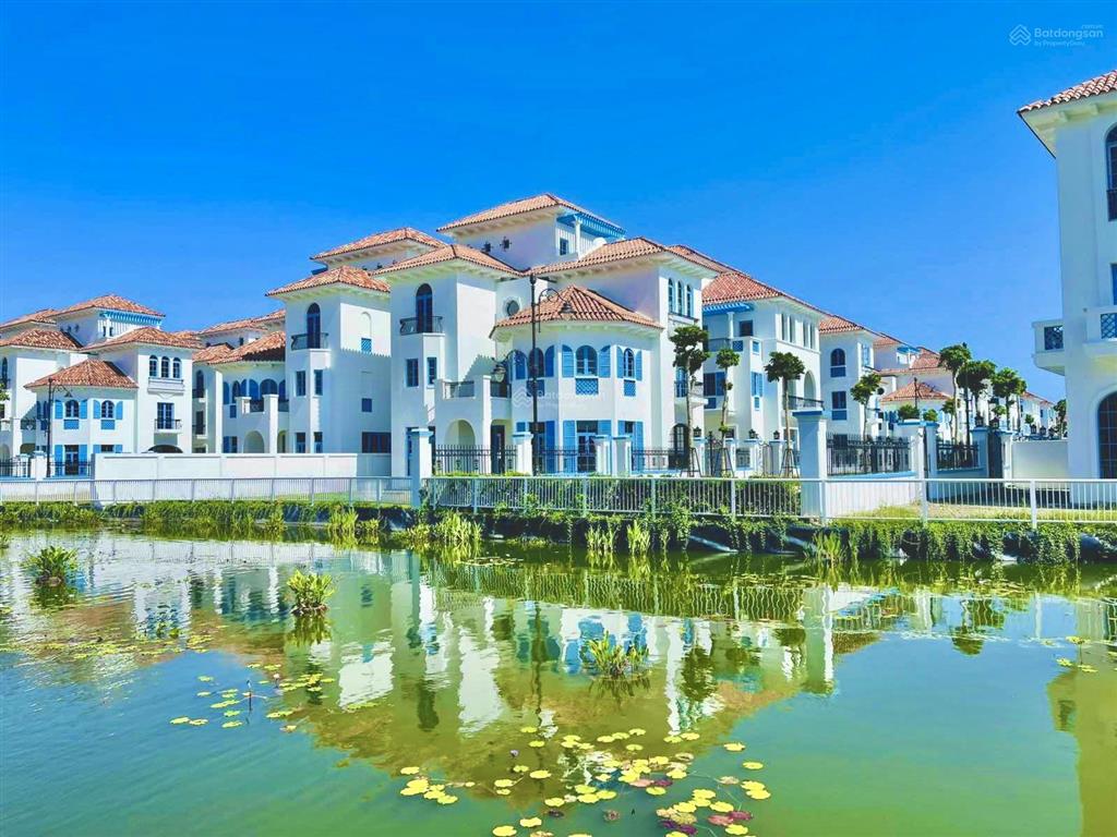 Duy nhất căn biệt thự đơn lập sun grand city feria, 100 tr/m2 gần biển ,sát phố ,kề hồ vị trí đẹp