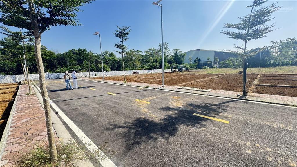 Lô góc 2 mặt tiền đất phú cát khu công nghệ cao hòa lạc giá rất tốt