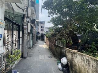 Bán mảnh đất sổ đỏ vuông 75m2, ngõ rộng 3m, 30m ra đường đàm quang trung long biên.