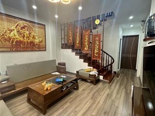 Nhà phố đoàn thị điểm, kinh doanh, ô tô đỗ cửa, cực hiếm.