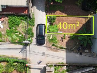 Bán mảnh đất sổ đỏ vuông 40m2, ngõ ô tô, chính chủ