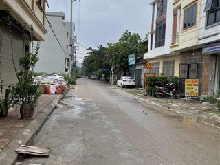Đất dịch vụ đường 6 m vỉa hè cực đẹp cách đại lộ thăng long 50 m kinh doanh cực đỉnh giá đầu tư