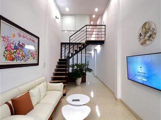 Nhà đẹp hiện đại 5 tầng. công năng + nội thất đầy đủ, đẹp long lanh, khu vực phát triển cực mạnh