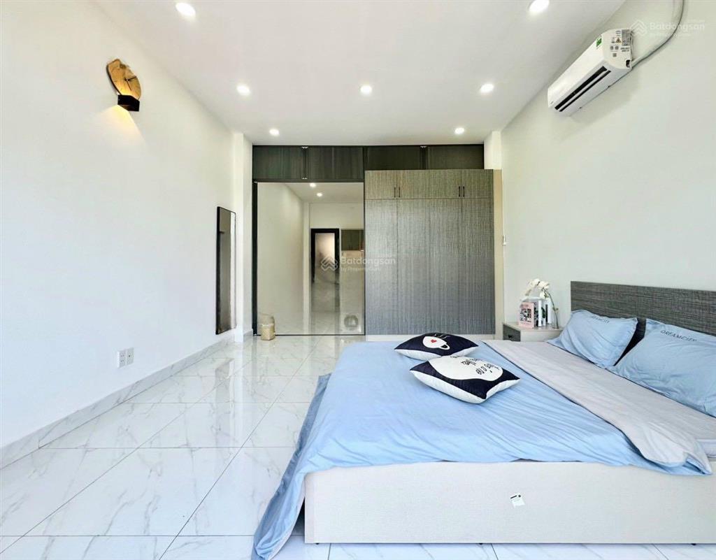 Căn hộ 1 phòng ngù tách bếp tân phú