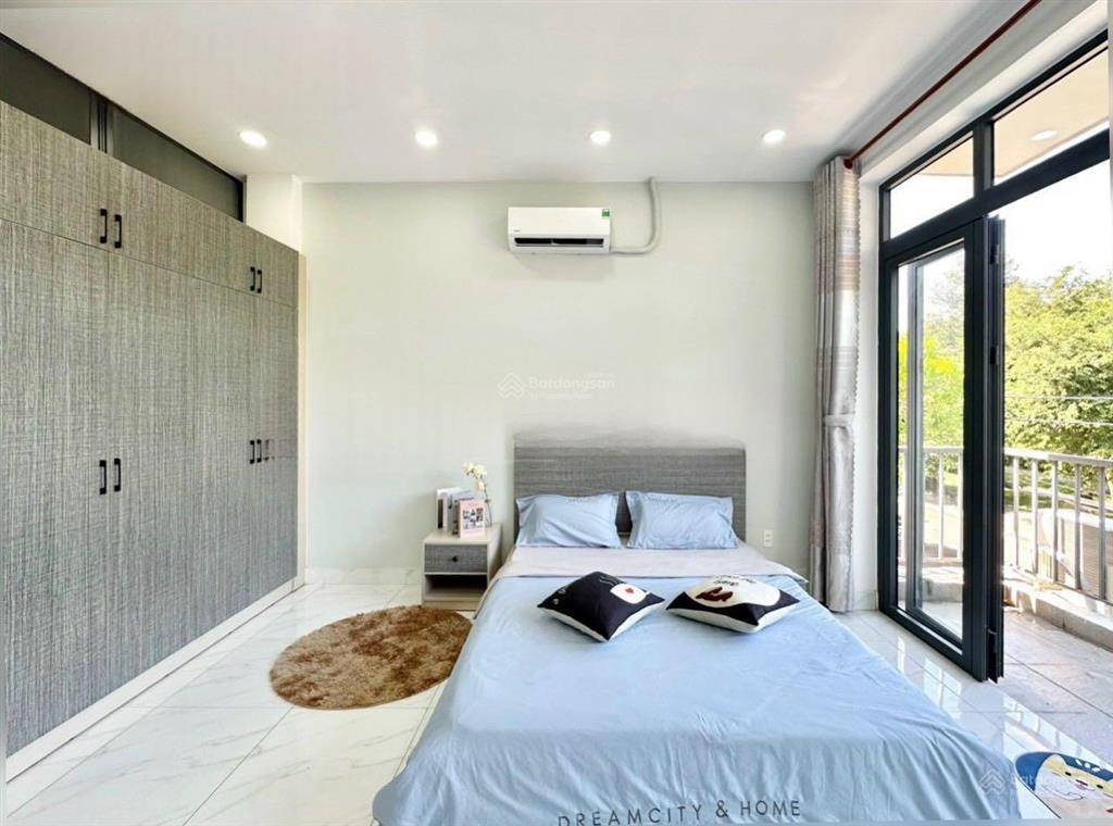 Căn hộ 1 phòng ngù tách bếp tân phú