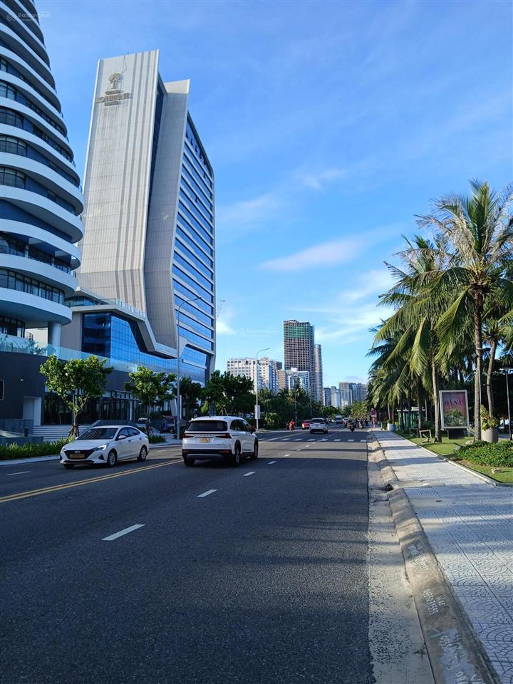 Cần bán gấp căn nhà 2 tầng phố biển hồ xuân hương, cách biển chỉ 200m giá 7tỷ 5 thương lượng