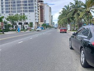 Cần bán gấp lô đất sát phạm văn đồng 76m2 ngang 4m5 cách biển 500m giá 11ty5 tl