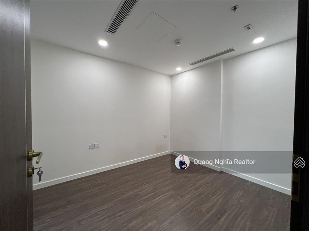 Hot! căn vpđn sunshine sky city 2pn  full nội thất đẹp  liền kề pmh giá chỉ 4,5 tỷ.  0797 766 ***