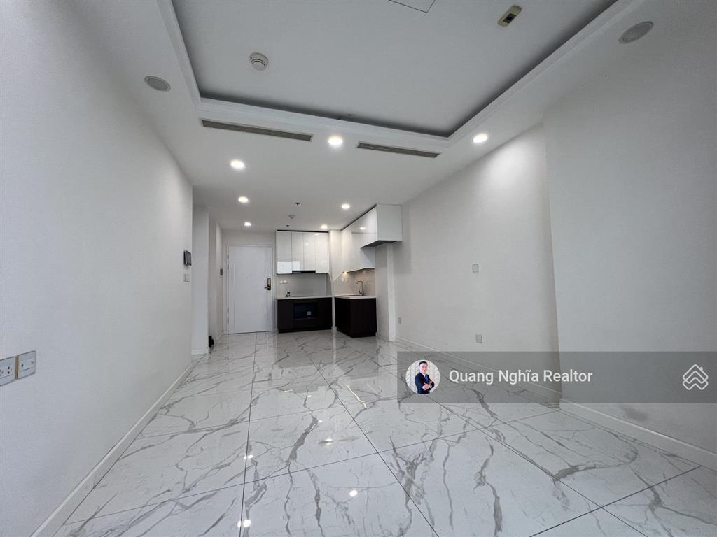 Hot! căn vpđn sunshine sky city 2pn  full nội thất đẹp  liền kề pmh giá chỉ 4,5 tỷ.  0797 766 ***