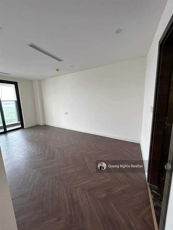 Noble crystal riverside 2pn  110m2 ban công rộng  liền kề pmh giá thuê tốt  0797 766 ***