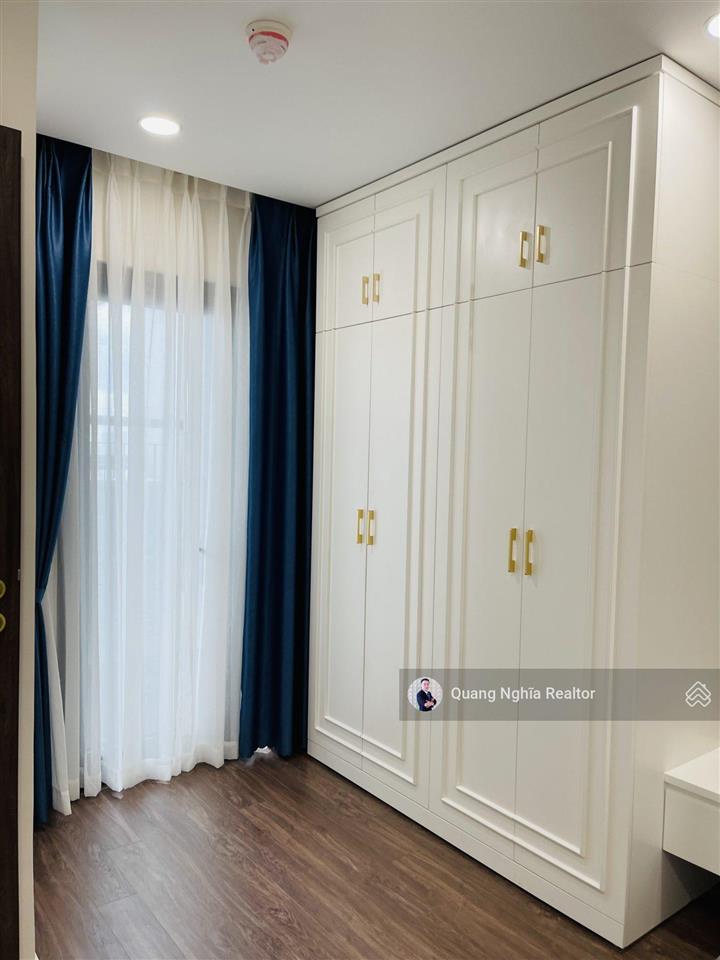Hot! duy nhất căn vpđn 2pn  70m2 liền kề phú mỹ hưng, giá chỉ 4,3 tỷ.  0797 766 ***