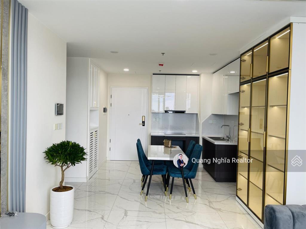 Hot! duy nhất căn vpđn 2pn  70m2 liền kề phú mỹ hưng, giá chỉ 4,3 tỷ.  0797 766 ***