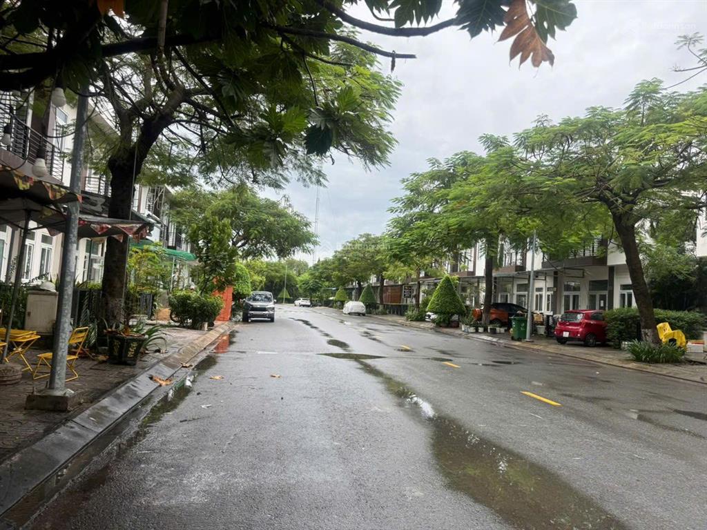 Cho thuê nhà phố trong khu trần anh riverside 4x15m , 3 pn , full nt ,giá 7,5tr 0941 030 ***