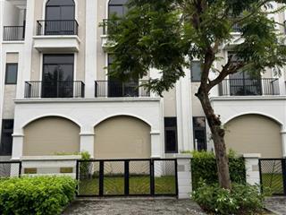 Bán nhà lavilla , 5x20m , 1 trệt 2 lầu , sổ hồng hoàn công đầy đủ , giá 4 tỷ  0941 030 ***