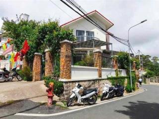 Biệt thự sân vườn 3 mặt tiền trung tâm tp đà lạt, dt 239m2 tại yết kiêu, p5, đà lạt, 18 tỷ hot