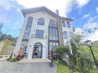 Biệt thự sân vườn  2 mặt tiền  5 tầng  10 phòng  sống riêng  p3, đà lạt, dt 480m giá 25 tỷ