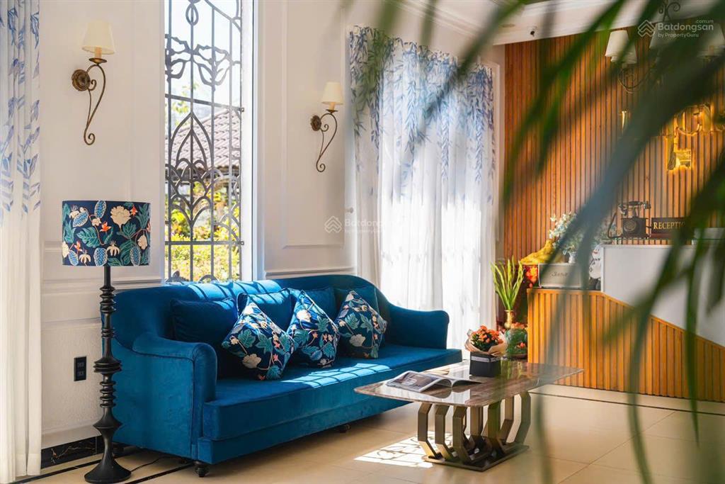 Siêu villa nghỉ dưỡng view đồi thông đà lạt, 3 tầng, 14 phòng, sổ riêng dt 1220m2 , giá  110 tỷ