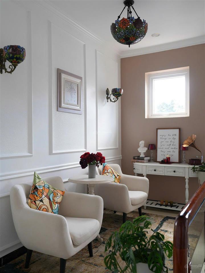 Siêu villa nghỉ dưỡng view đồi thông đà lạt, 3 tầng, 14 phòng, sổ riêng dt 1220m2 , giá  110 tỷ