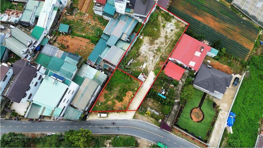 Đất 3 mặt tiền trung tâm 2312m², mt 20m gần hồ xuân hương chỉ 2km, đường nhựa 10m. giá 65 tỷ