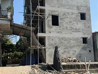 Nhà mới lô góc 4tầng oto tránh đỗ  0977 327 ***