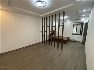 3.85 tỷ tập thể thanh xuân tầng 2 3 ngủ ô tô đỗ chân cầu thang sát vành đai 3