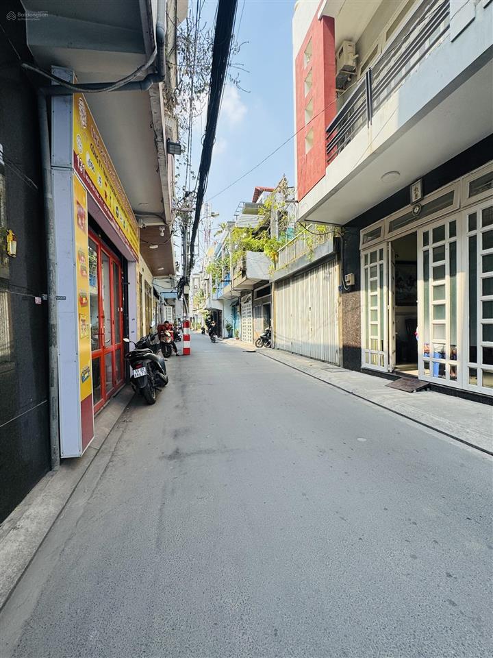 Nhà mặt tiền rẻ như nhà hẻm, mt nguyễn bá tòng, ngay cmt8, 4.5x14m, chỉ 8.4 tỷ, xe hơi trong nhà