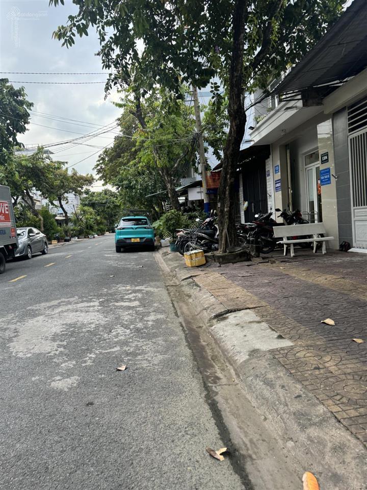 Nhà mặt tiền đường 16m, 92m2, phước bình, đang cho thuê 12tr/th, giá chỉ 8 tỷ