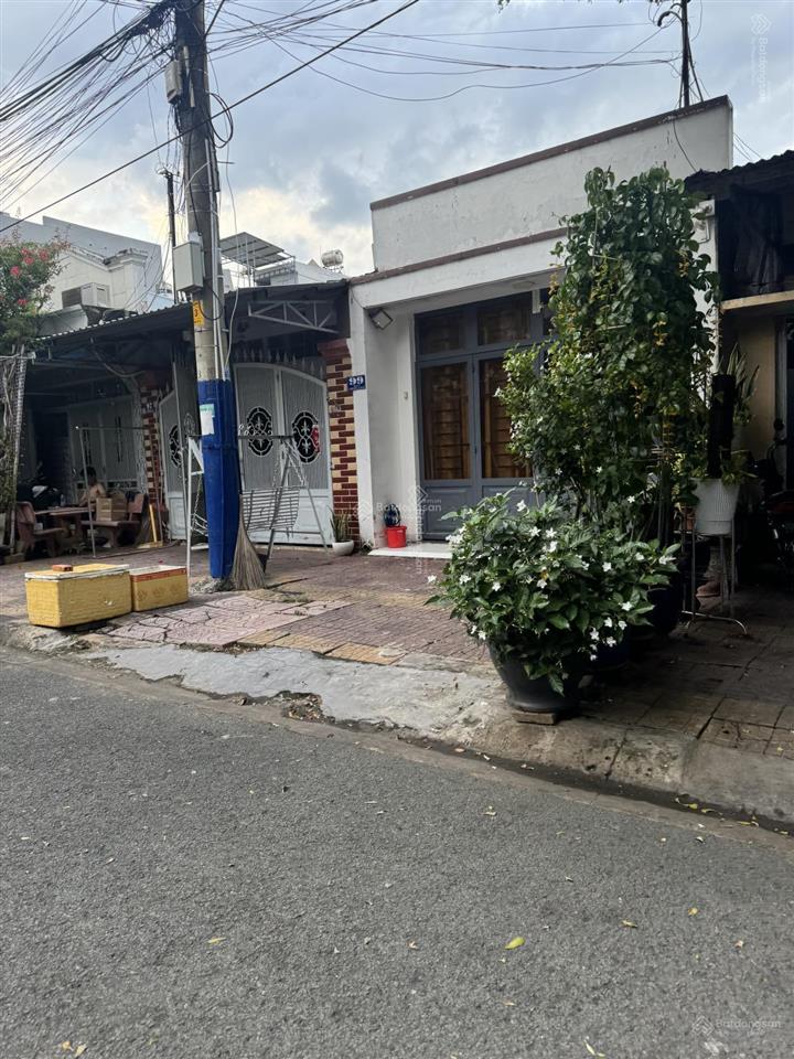 Nhà mặt tiền đường 16m, 92m2, phước bình, đang cho thuê 12tr/th, giá chỉ 8 tỷ