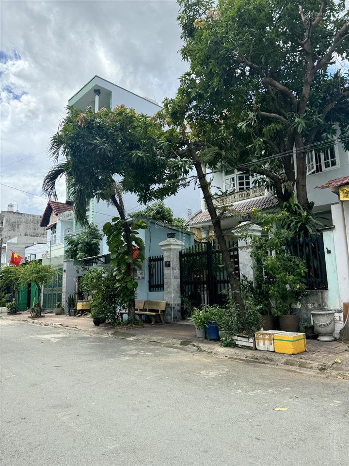 Nhà mặt tiền đường 16m, 92m2, phước bình, đang cho thuê 12tr/th, giá chỉ 8 tỷ