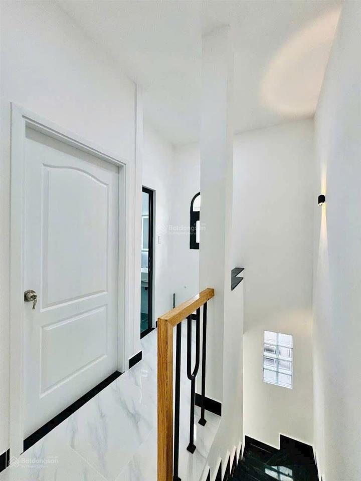 Nhà mới ở liền cx phú lâm a, 53m2 2 tầng btct 3pn 3 pn, kdc văn minh, sạch sẽ thoáng mát