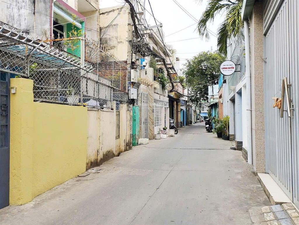 Nhà mới ở liền cx phú lâm a, 53m2 2 tầng btct 3pn 3 pn, kdc văn minh, sạch sẽ thoáng mát