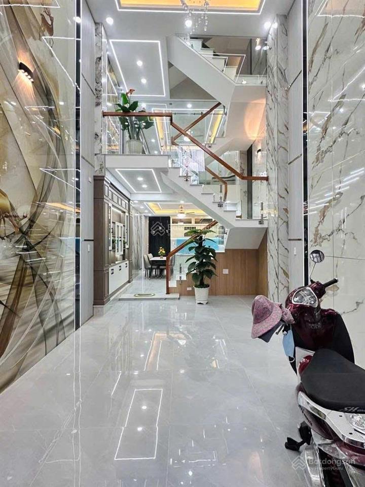 Xuất cảnh bán gấp nhà bình phú, 4 x 20, 4 tầng btct 4pn 4wc, có sân thượng, gần ngay mega market