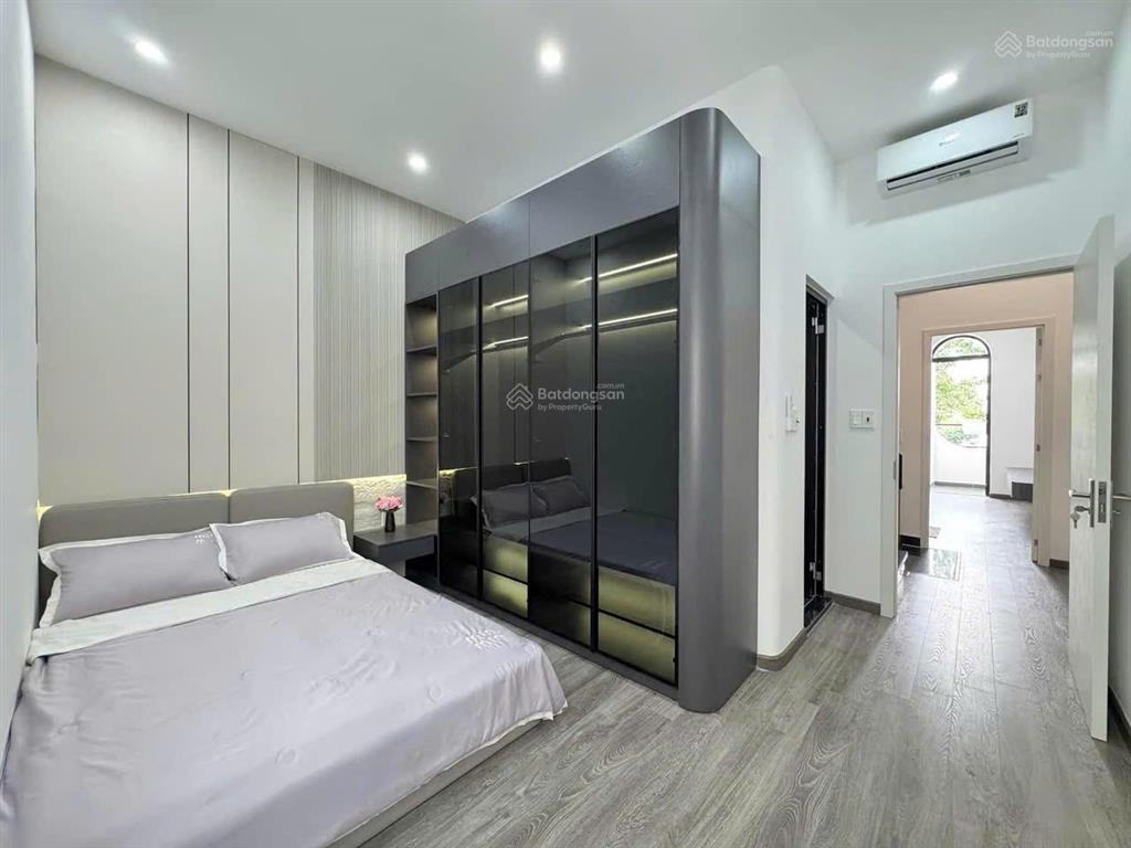 Bán gấp nhà bùi tư toàn, 4x15, 4 tầng btct, 4 pn 3wc, có sân thượng, xe hơi tới cửa, sổ hồng riêng